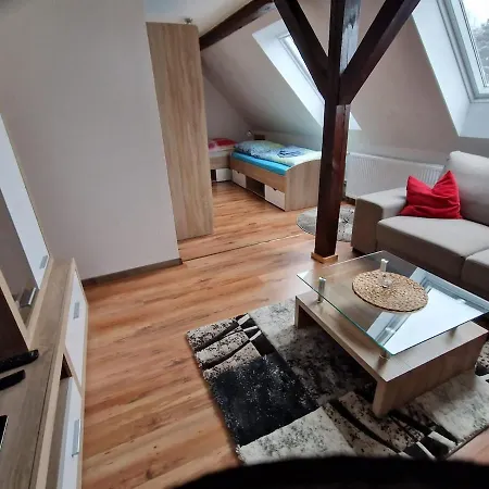 Apartment An Der Seenplatte Geheimer Erholungsort *